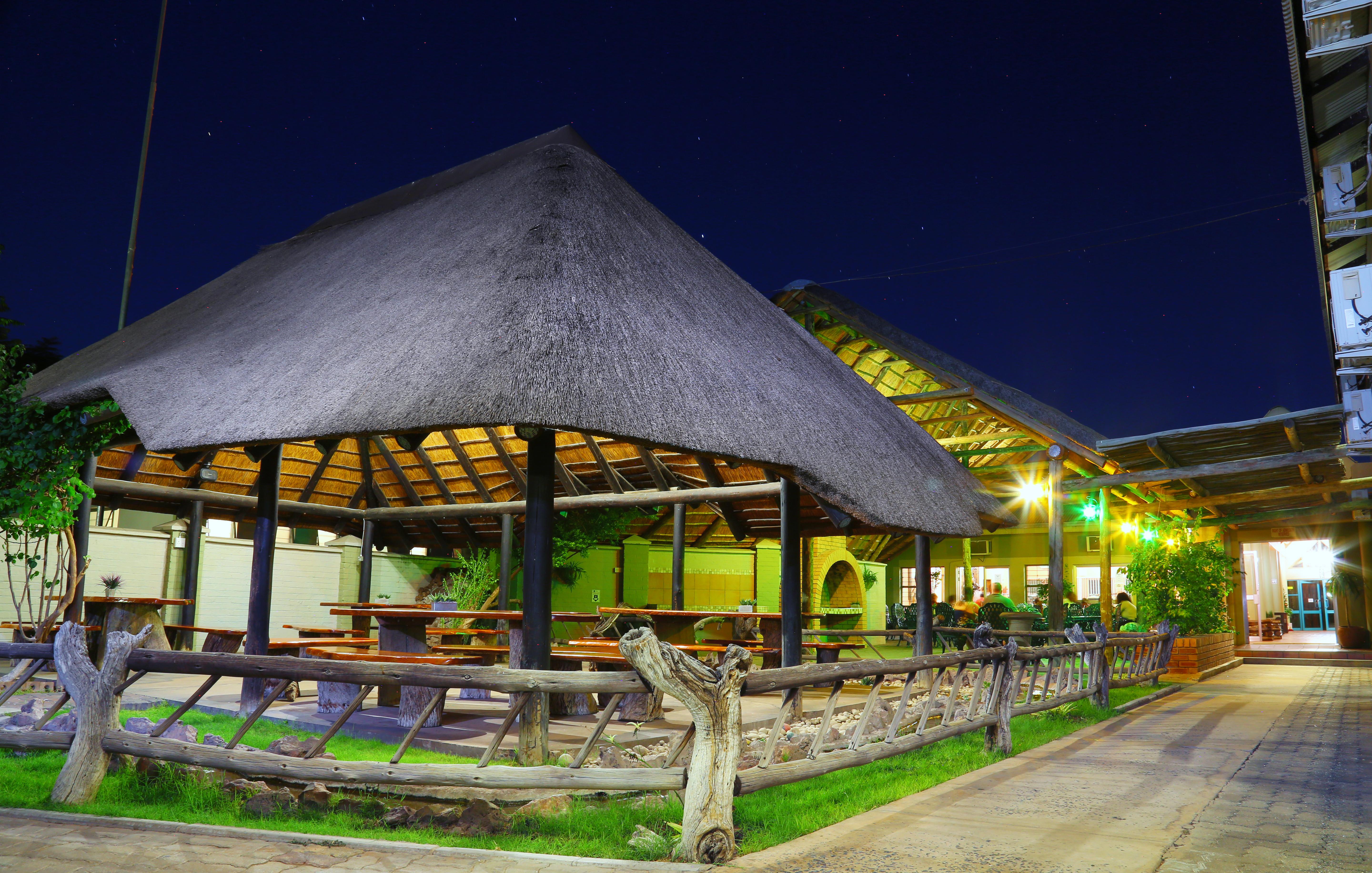 Kalahari Arms Hotel Khemsbok エクステリア 写真