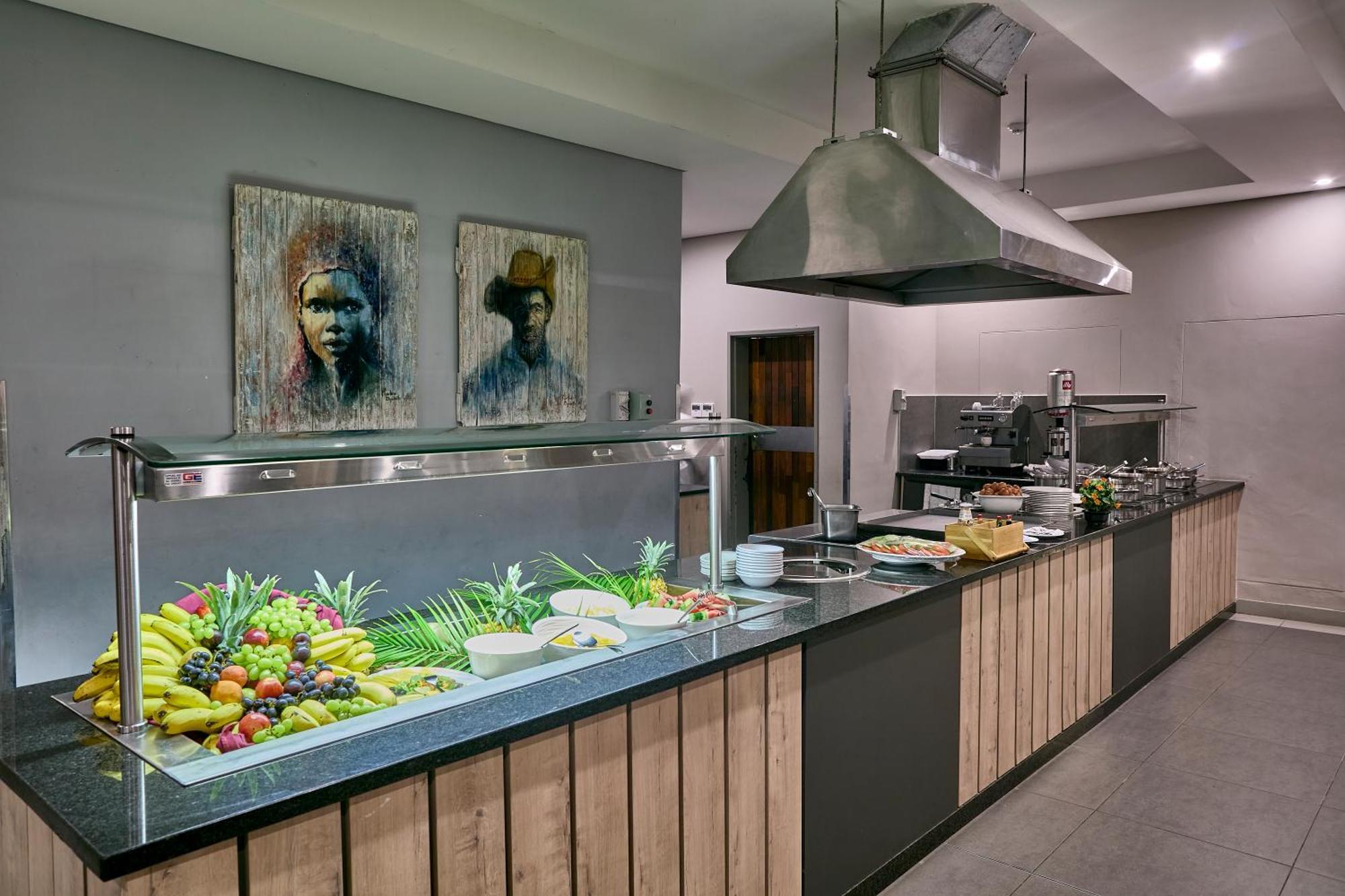 Kalahari Arms Hotel Khemsbok エクステリア 写真