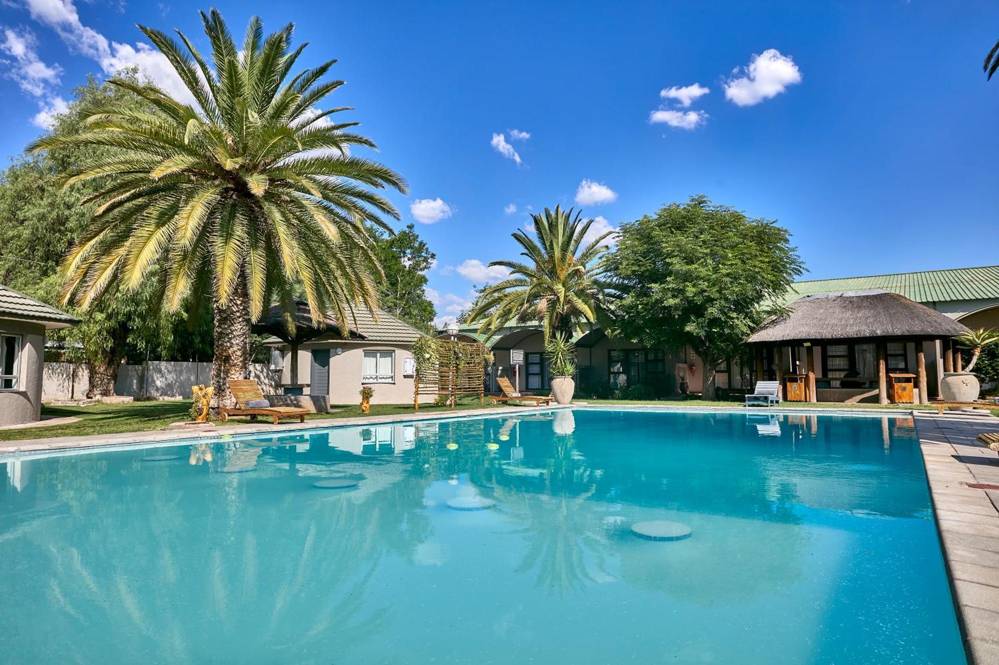 Kalahari Arms Hotel Khemsbok エクステリア 写真