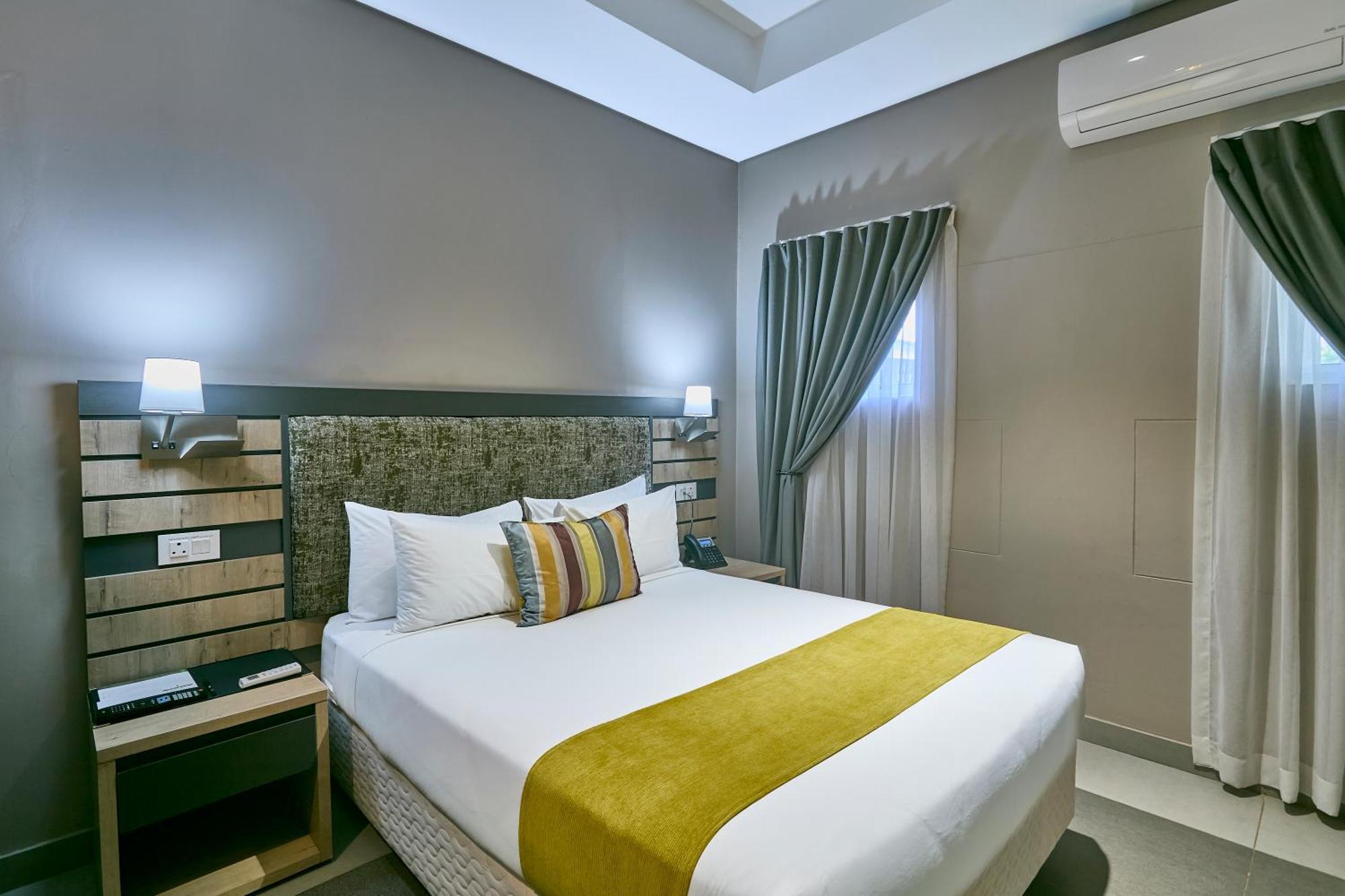 Kalahari Arms Hotel Khemsbok エクステリア 写真